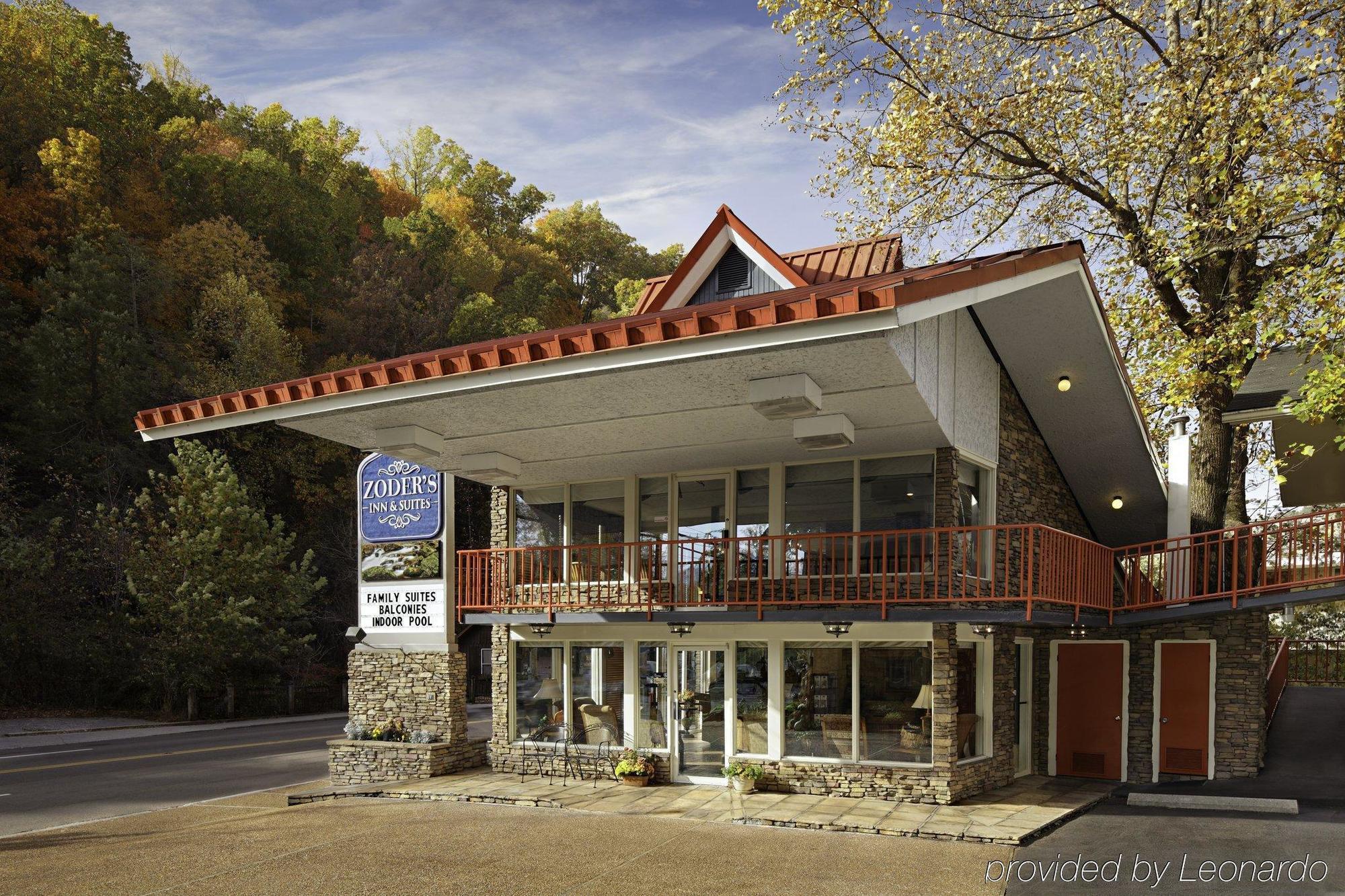 Zoders Inn And Suites Gatlinburg Exterior photo