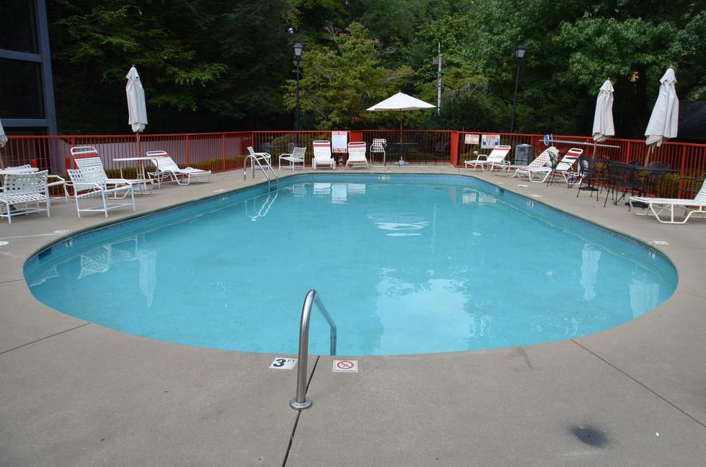 Zoders Inn And Suites Gatlinburg Exterior photo
